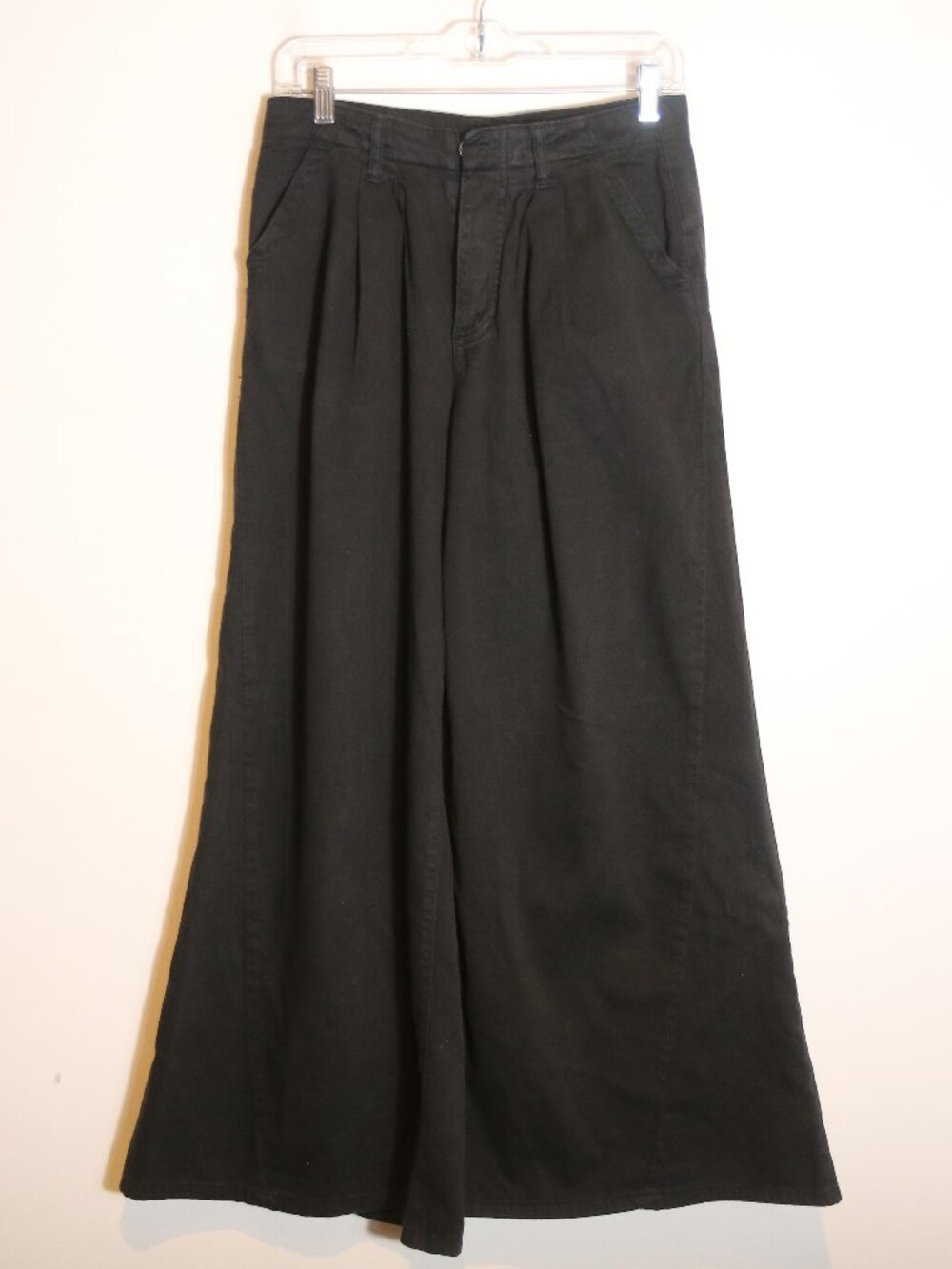 Free People Wide Leg High Rise Pleated Flare Pants  4 Black Boho Baggy Cotton